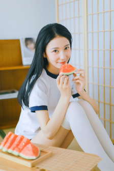 男人灌女人喝酒糟蹋视频